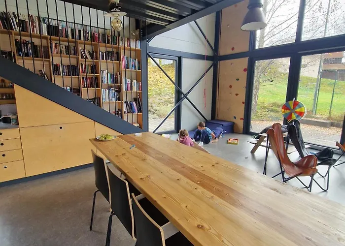 بيت للعطل Iron Bansky Studenec